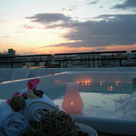 Hotel Commodore Riccione Exteriör bild