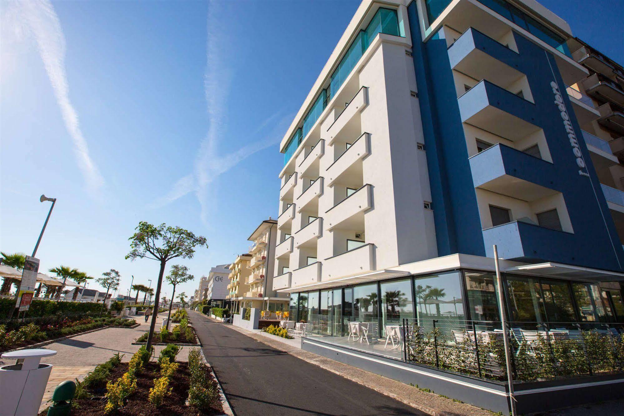 Hotel Commodore Riccione Exteriör bild